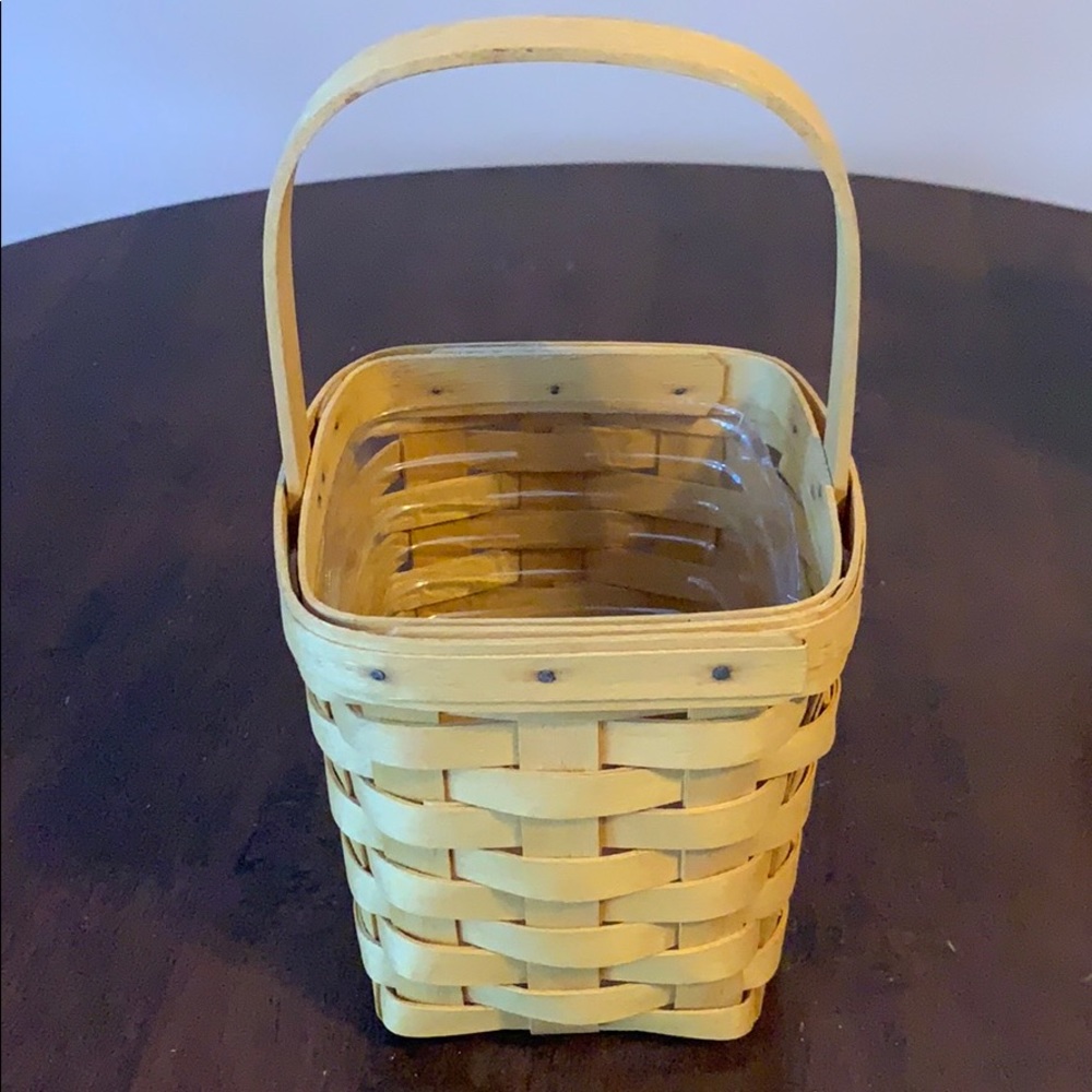 Longaberger Medium Peg Basket